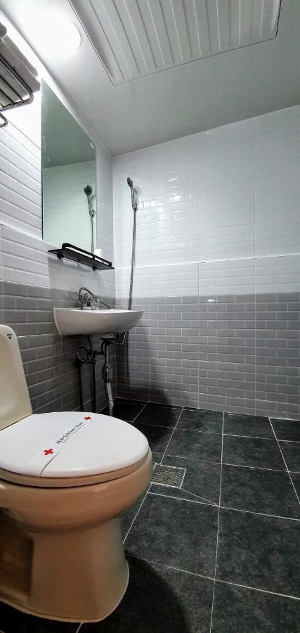 New Sun Guesthouse Myeongdong ソウル特別市 エクステリア 写真